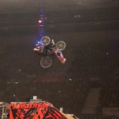 IMG-105
