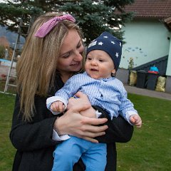IMG-049