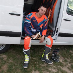 IMG-011