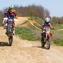 IMG-040