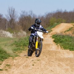 IMG-043