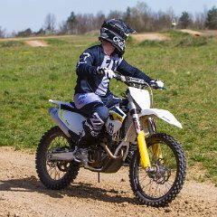 IMG-045