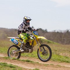 IMG-075