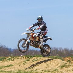 IMG-090